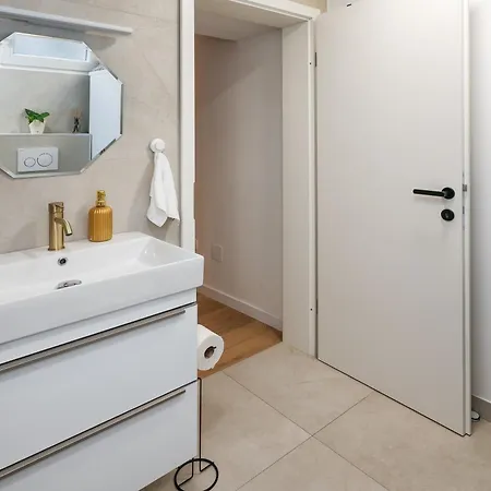Apartment Vitturi Heritage Kaštela